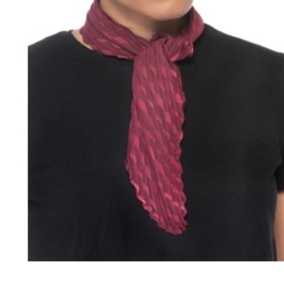 INC International Concepts Pleated Square Scarf wine New - Picture 2 of 5